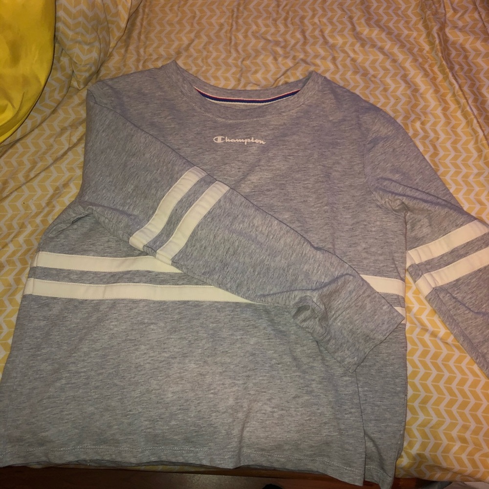 Champion Cropped Long Sleeve Shirt